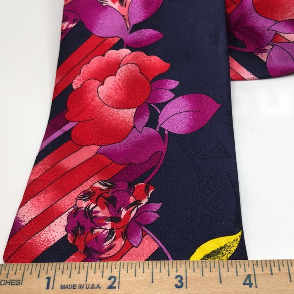 Giorgio Redaelli Gorgeous Colorful Floral Design Silk Tie. Made in Italy - Picture 9 of 9